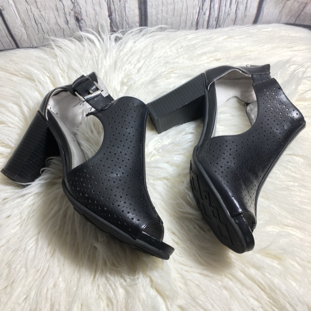 White Mountain Dreamy women’s Heels